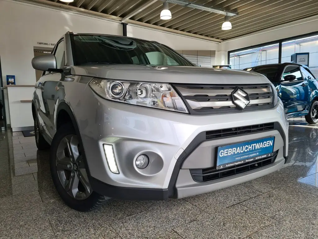 Photo 1 : Suzuki Vitara 2017 Essence