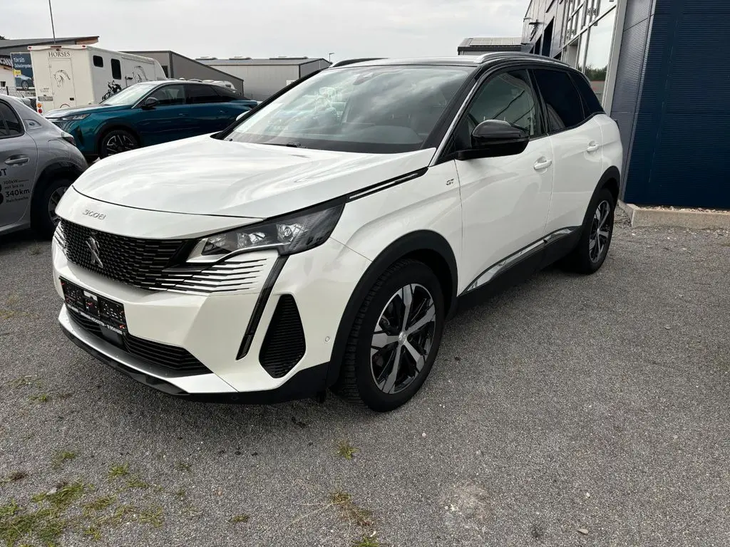 Photo 1 : Peugeot 3008 2022 Diesel