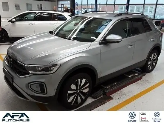 Photo 1 : Volkswagen T-roc 2023 Petrol