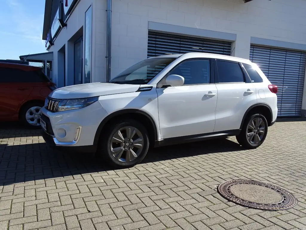 Photo 1 : Suzuki Vitara 2020 Petrol