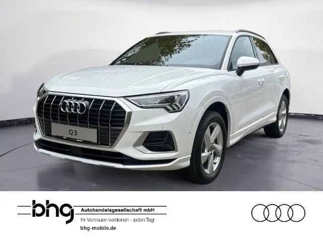 Photo 1 : Audi Q3 2024 Essence