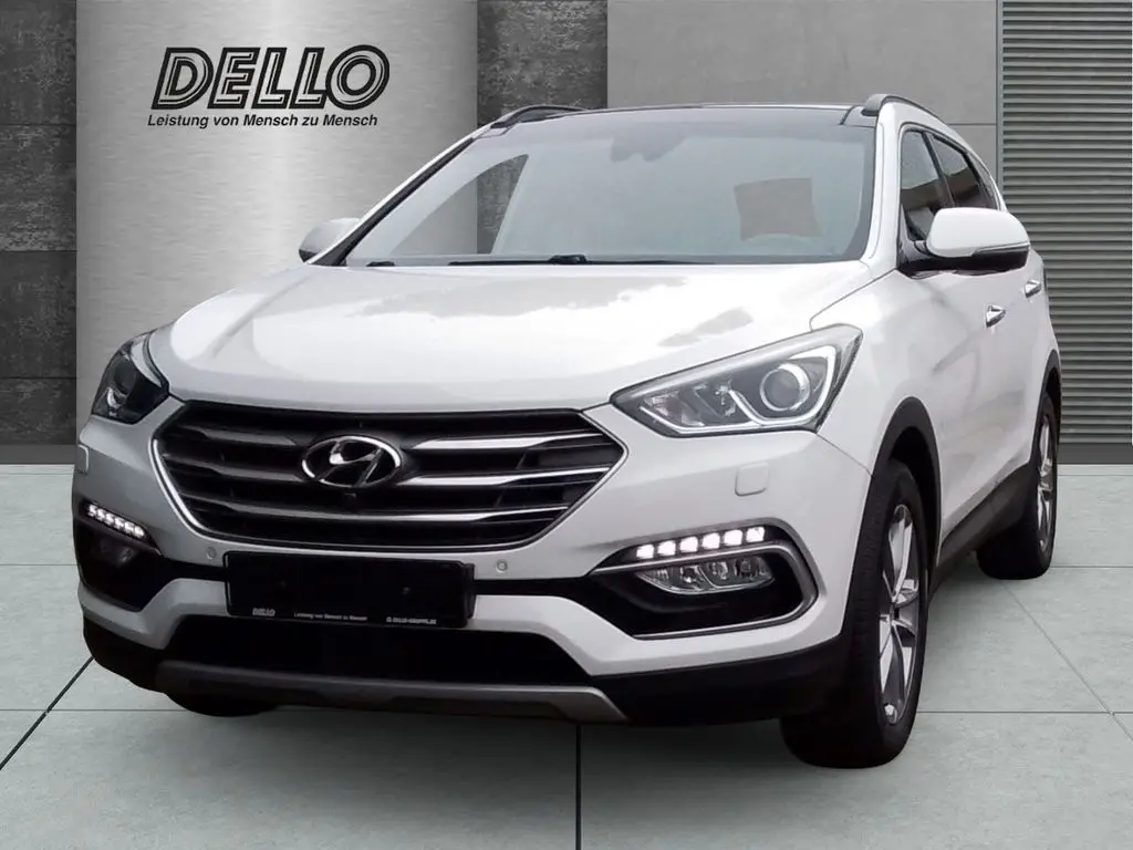 Photo 1 : Hyundai Santa Fe 2016 Diesel