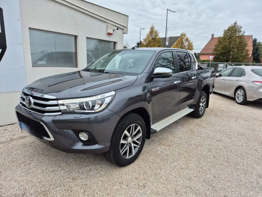 Photo 1 : Toyota Hilux 2020 Diesel