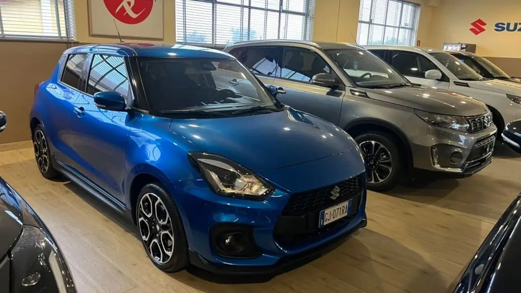 Photo 1 : Suzuki Swift 2022 Hybrid