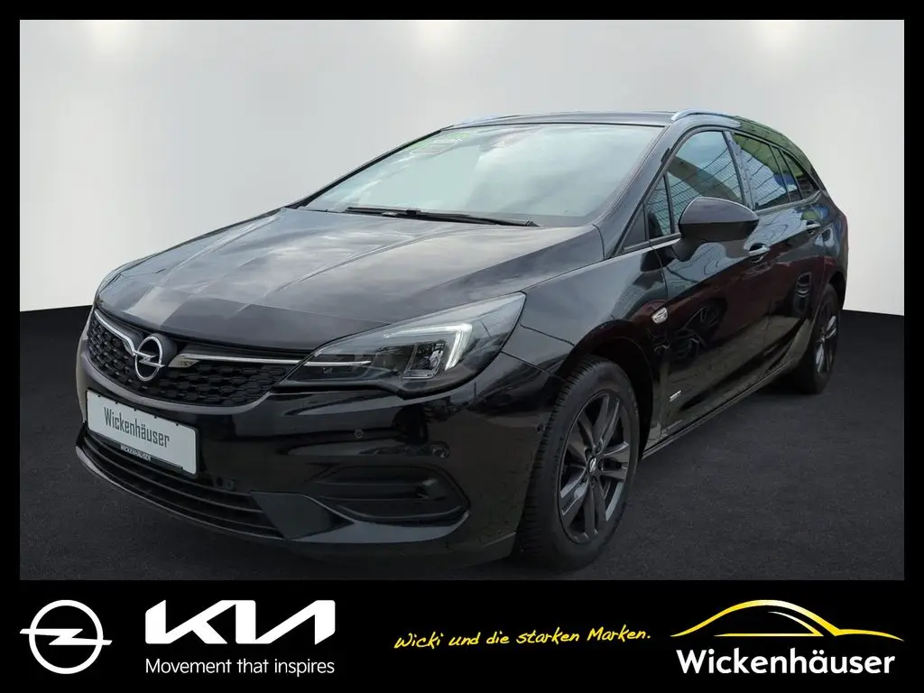 Photo 1 : Opel Astra 2022 Essence