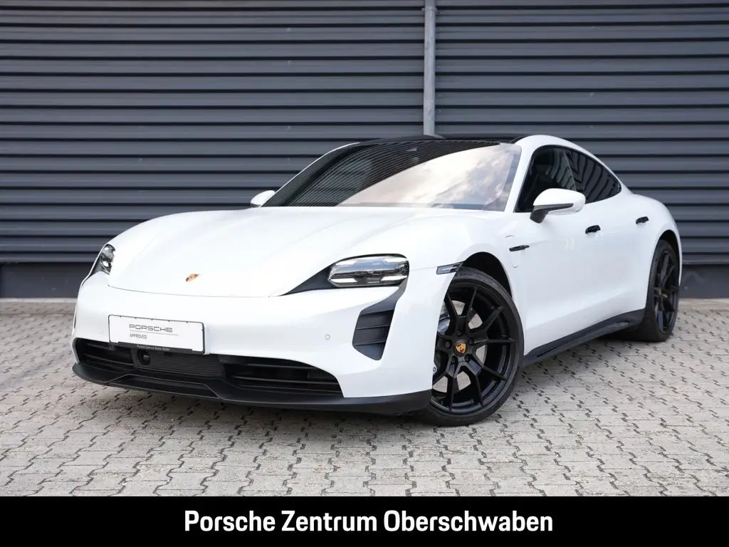 Photo 1 : Porsche Taycan 2022 Non renseigné