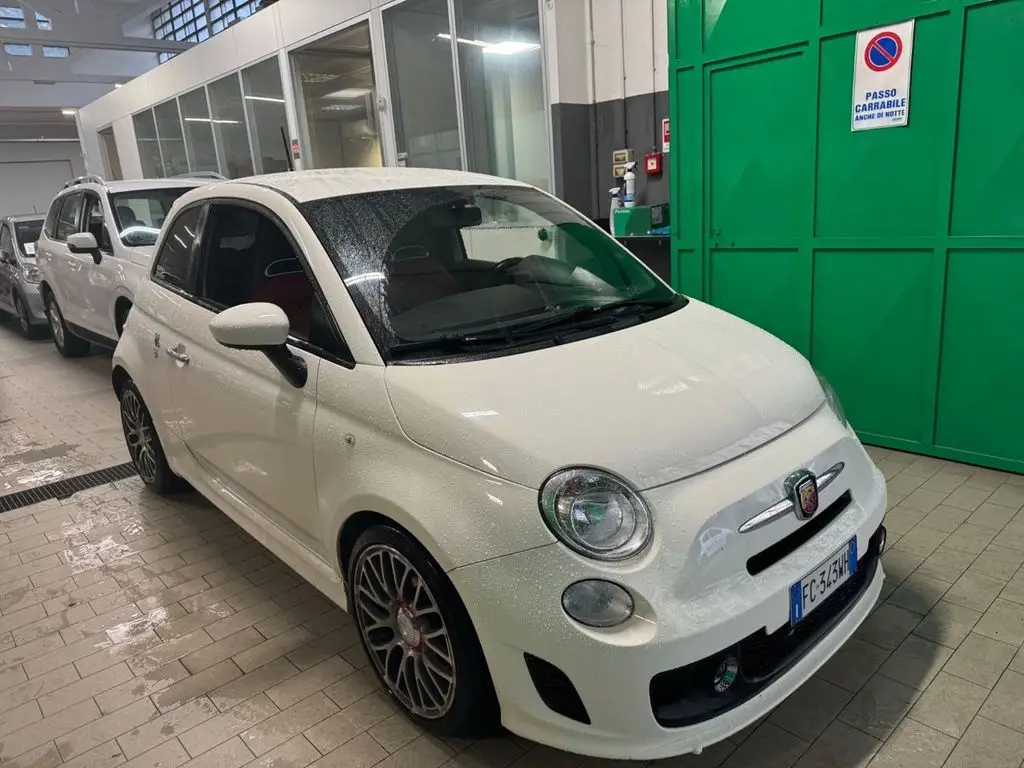 Photo 1 : Abarth 595 2016 Petrol