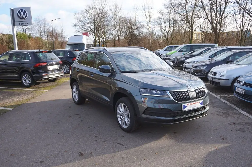 Photo 1 : Skoda Karoq 2021 Essence