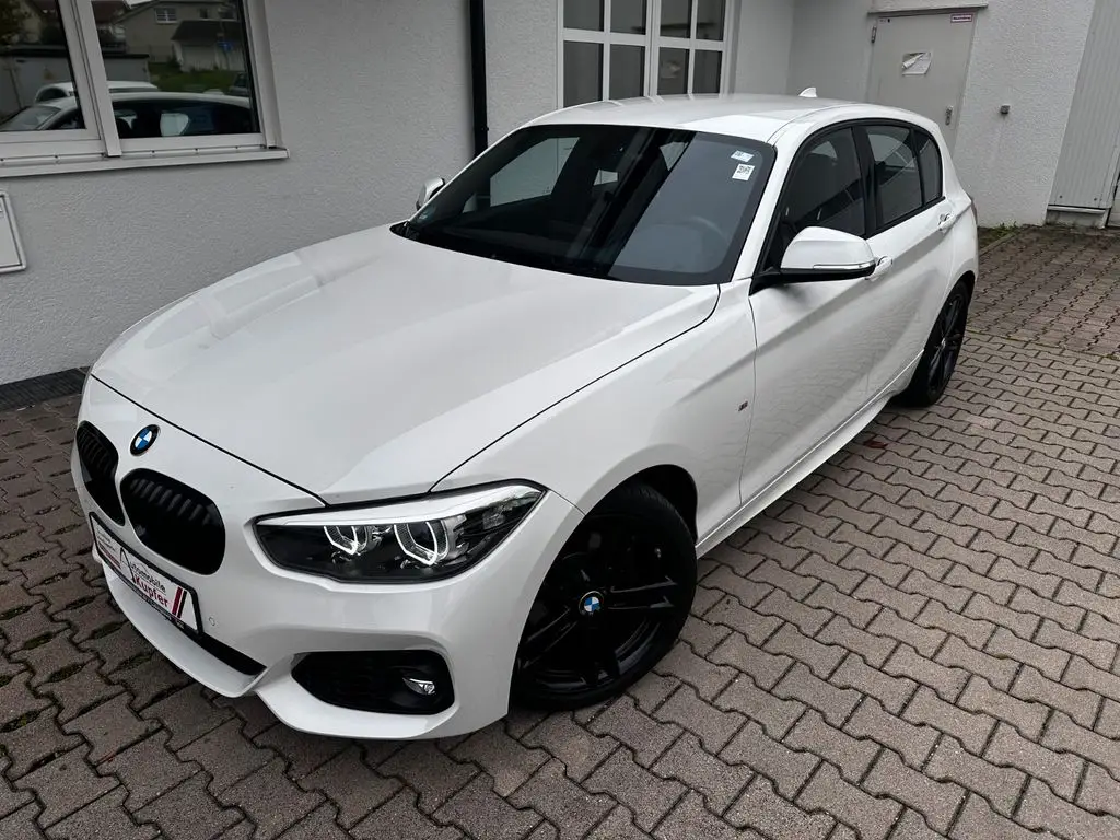 Photo 1 : Bmw Serie 1 2018 Petrol