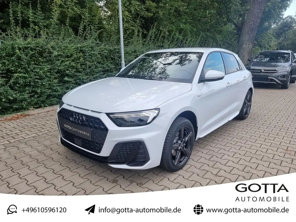 Photo 1 : Audi A1 2024 Petrol