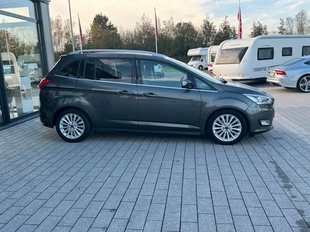 Photo 1 : Ford Grand C-max 2018 Essence