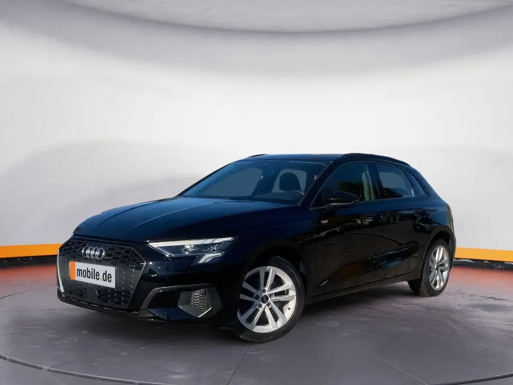 Photo 1 : Audi A3 2021 Essence