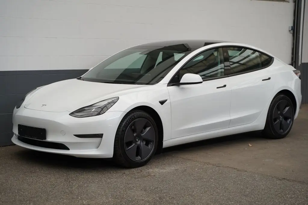 Photo 1 : Tesla Model 3 2023 Not specified