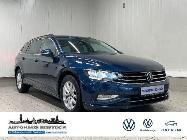 Photo 1 : Volkswagen Passat 2020 Petrol