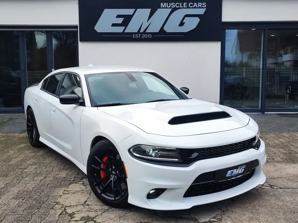 Photo 1 : Dodge Charger 2022 Essence