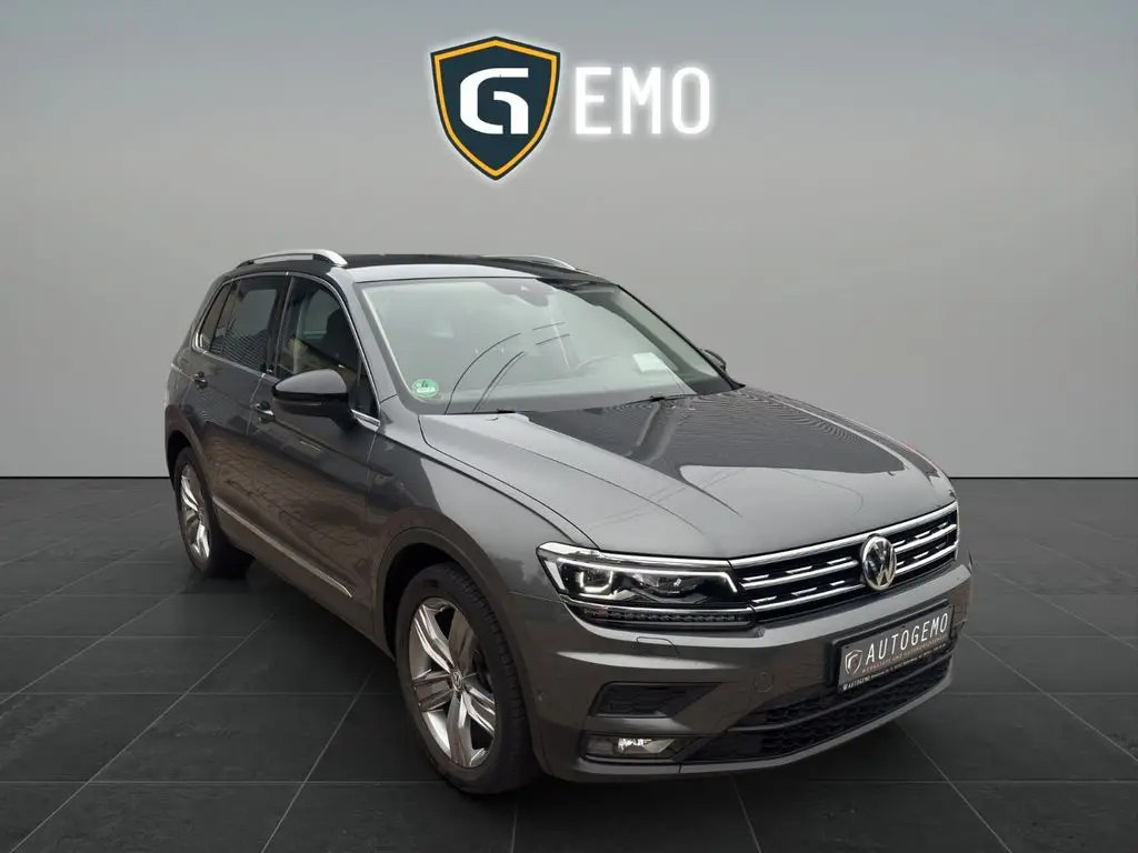 Photo 1 : Volkswagen Tiguan 2019 Essence