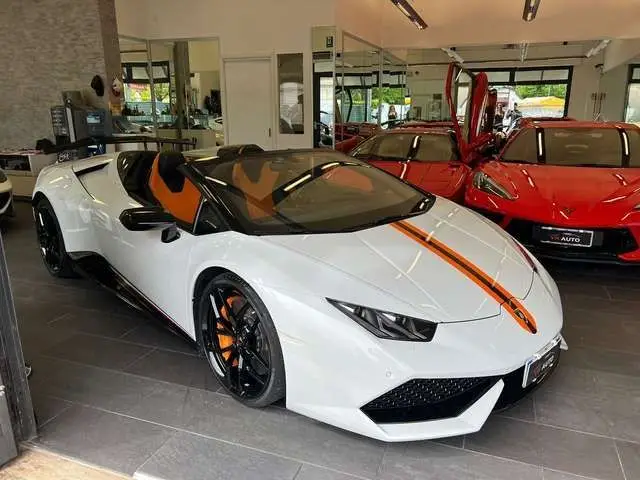 Photo 1 : Lamborghini Huracan 2018 Essence