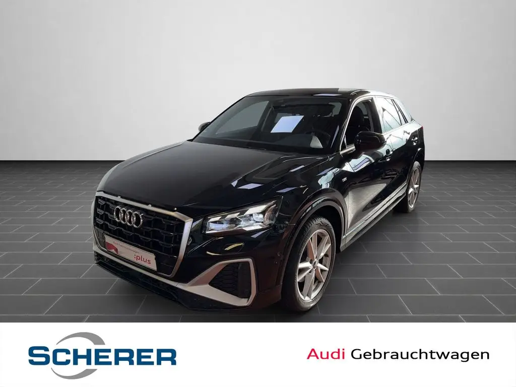 Photo 1 : Audi Q2 2023 Petrol