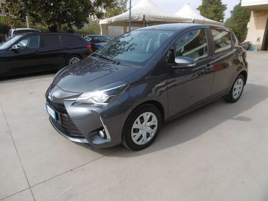 Photo 1 : Toyota Yaris 2020 Hybride