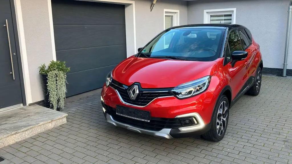 Photo 1 : Renault Captur 2017 Petrol