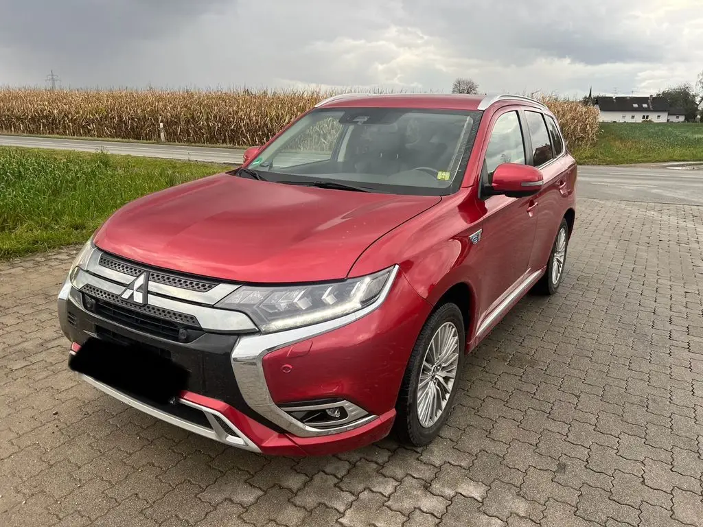 Photo 1 : Mitsubishi Outlander 2019 Hybrid