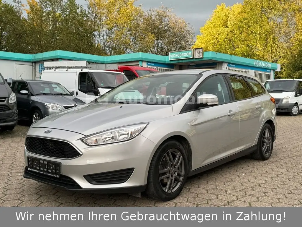 Photo 1 : Ford Focus 2018 Diesel