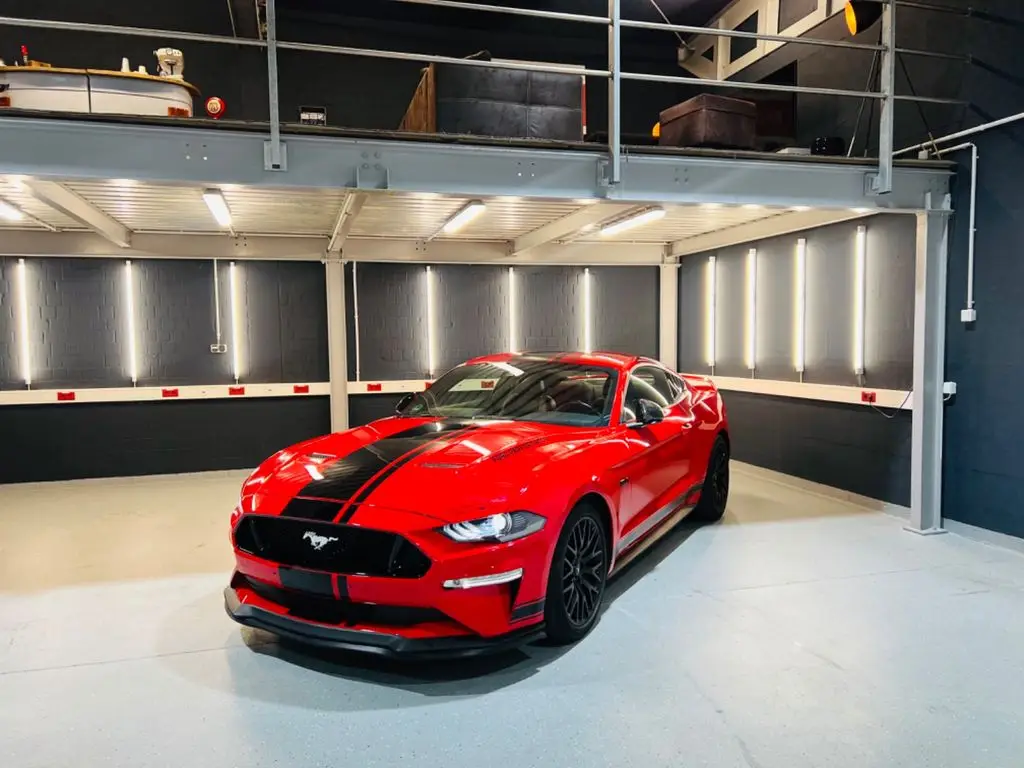 Photo 1 : Ford Mustang 2018 Petrol