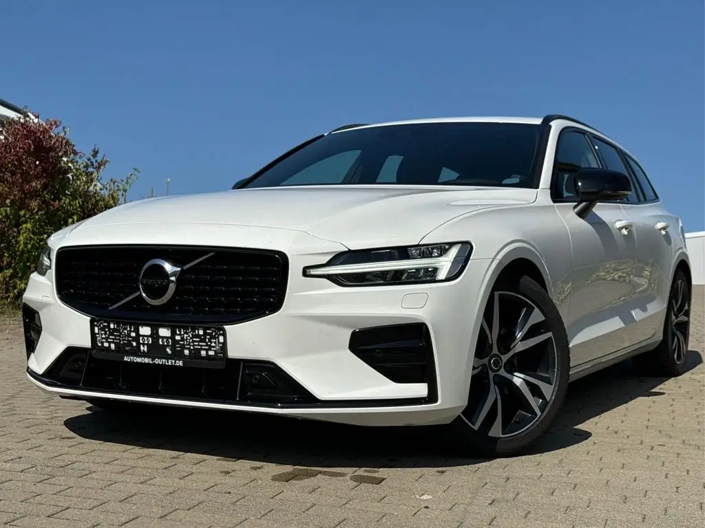 Photo 1 : Volvo V60 2022 Diesel