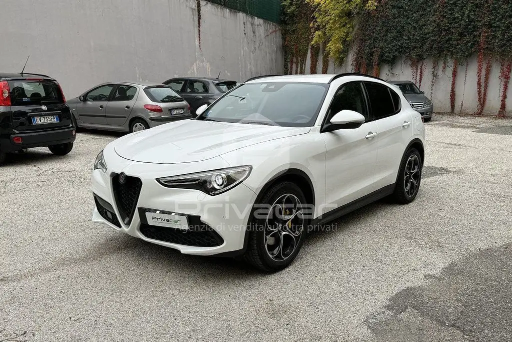 Photo 1 : Alfa Romeo Stelvio 2019 Diesel