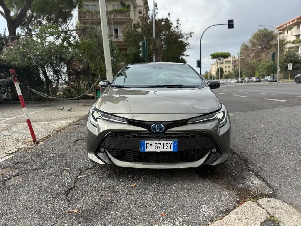 Photo 1 : Toyota Corolla 2020 Hybrid