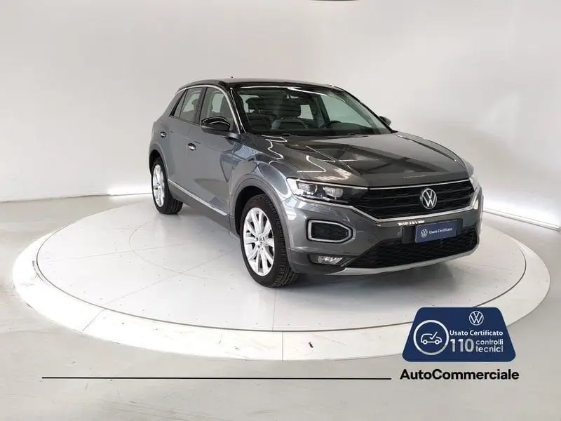 Photo 1 : Volkswagen T-roc 2021 Petrol