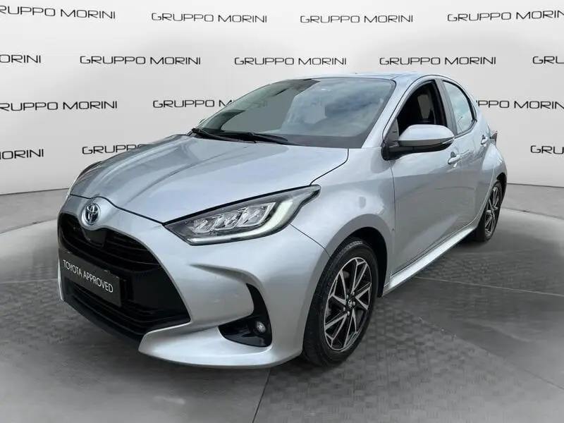 Photo 1 : Toyota Yaris 2021 Hybrid