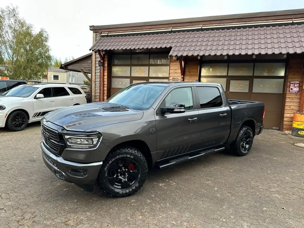 Photo 1 : Dodge Ram 2019 LPG