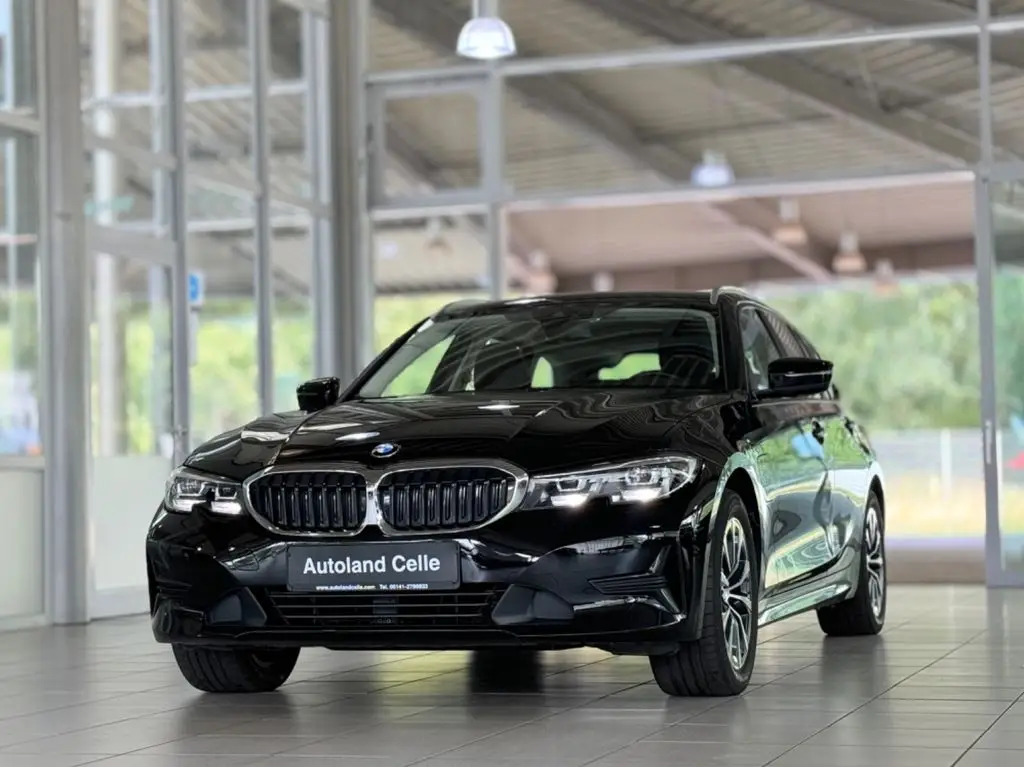 Photo 1 : Bmw Serie 3 2021 Hybrid