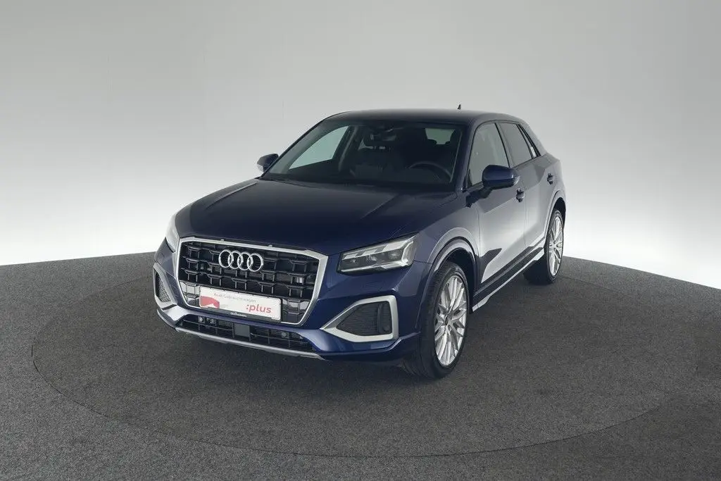 Photo 1 : Audi Q2 2023 Essence