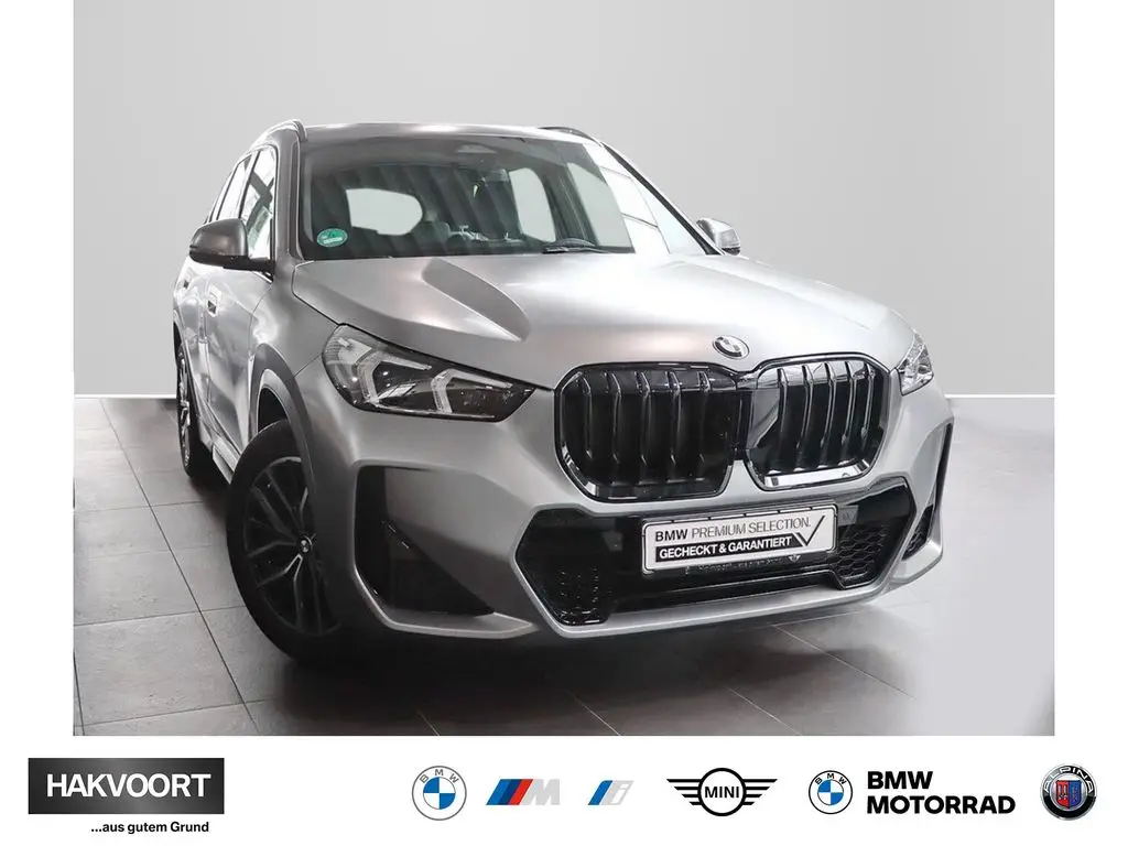 Photo 1 : Bmw X1 2023 Essence