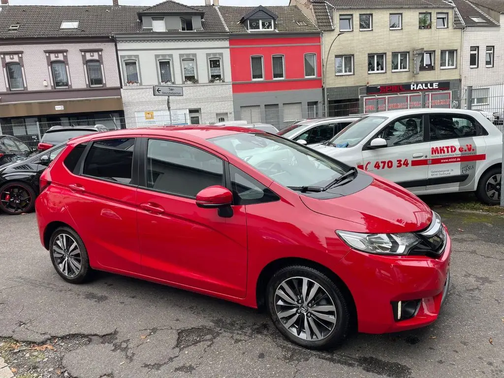 Photo 1 : Honda Jazz 2016 Petrol