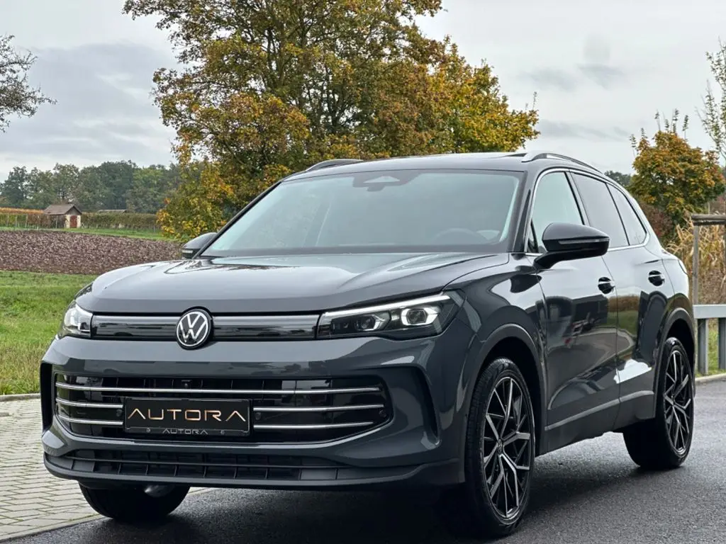 Photo 1 : Volkswagen Tiguan 2024 Petrol