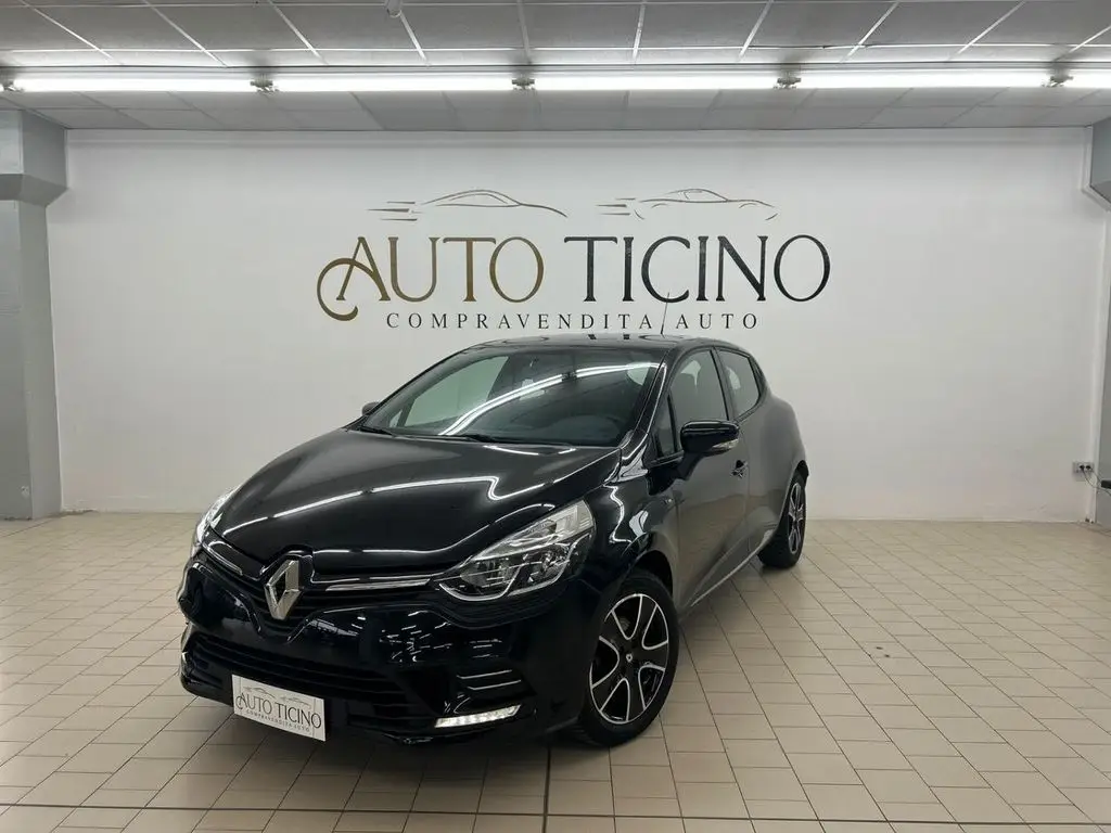 Photo 1 : Renault Clio 2019 Petrol