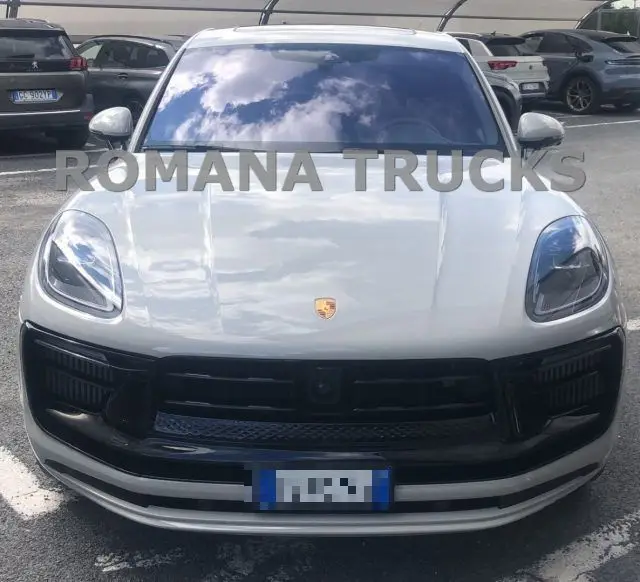 Photo 1 : Porsche Macan 2023 Petrol