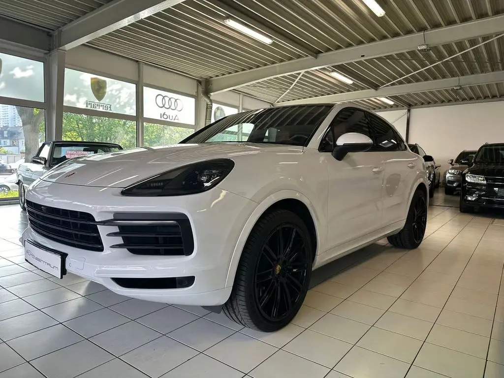 Photo 1 : Porsche Cayenne 2019 Petrol