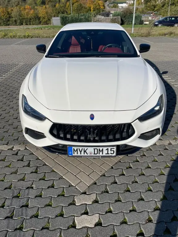 Photo 1 : Maserati Ghibli 2020 Petrol