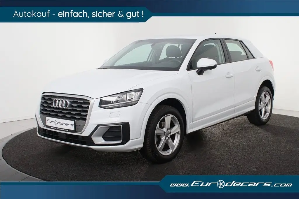 Photo 1 : Audi Q2 2021 Essence