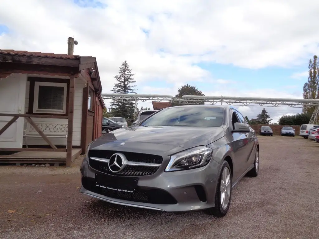 Photo 1 : Mercedes-benz Classe A 2016 Petrol