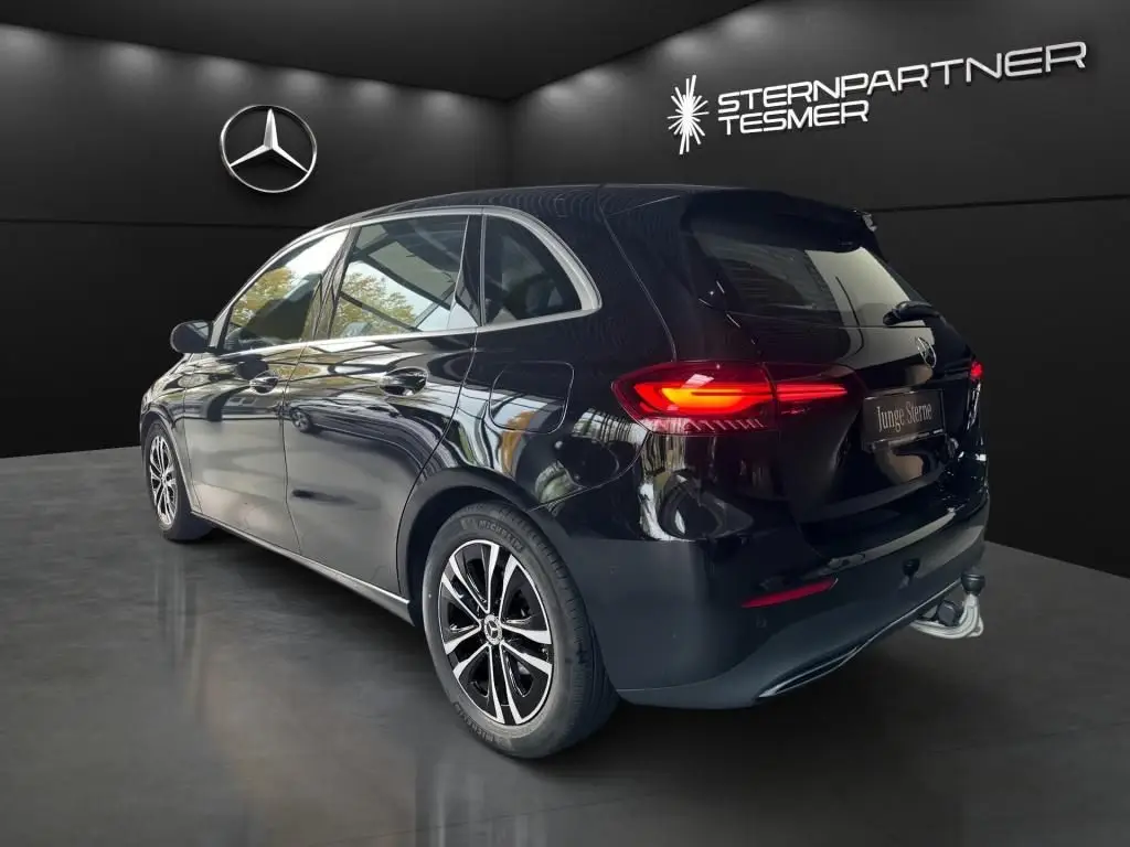 Photo 1 : Mercedes-benz Classe B 2023 Petrol