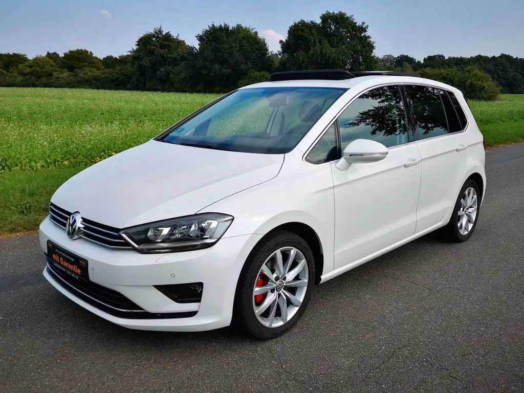 Photo 1 : Volkswagen Golf 2015 Petrol