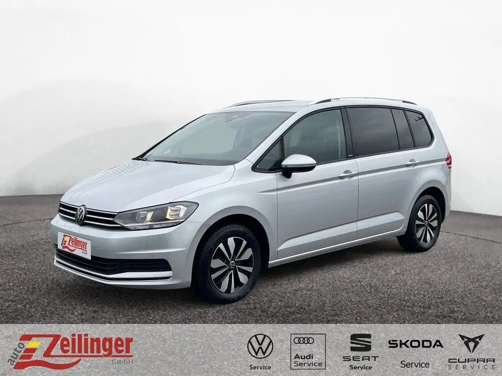 Photo 1 : Volkswagen Touran 2024 Essence