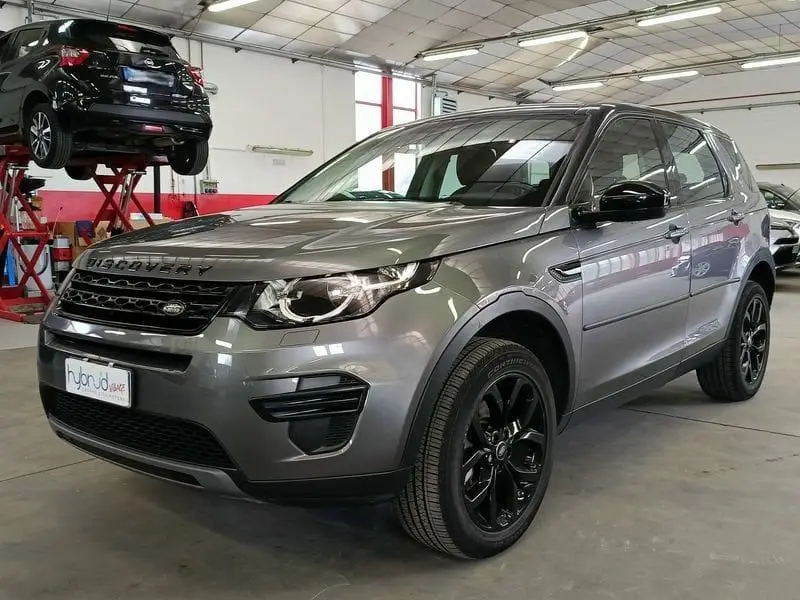 Photo 1 : Land Rover Discovery 2017 Diesel