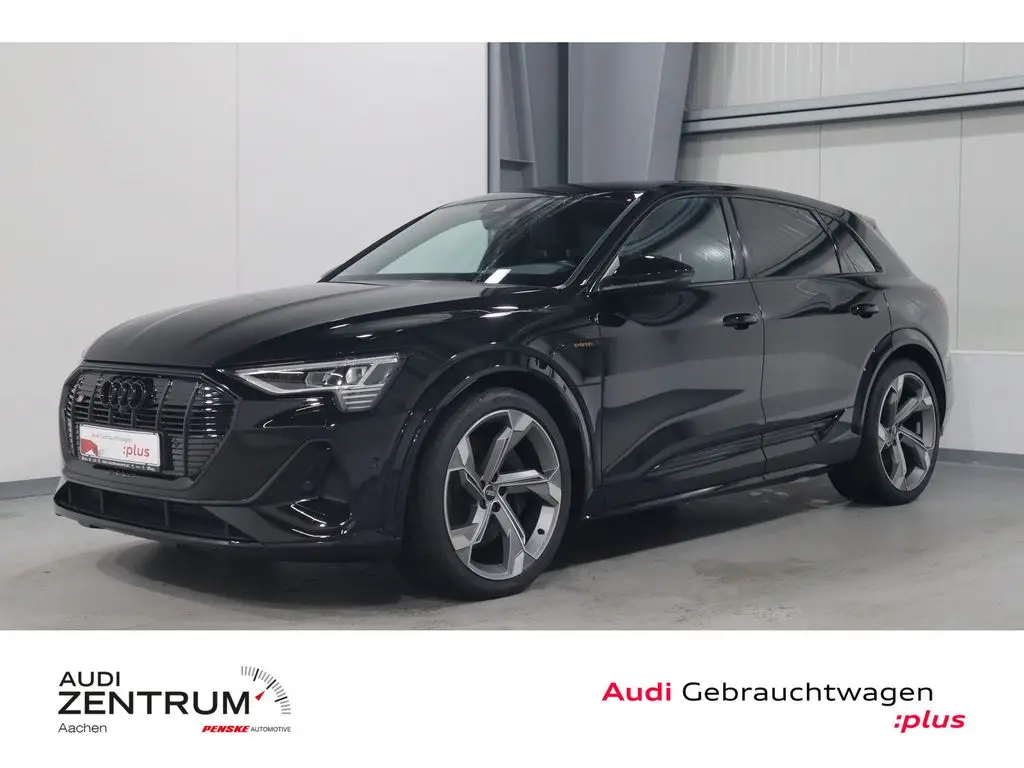 Photo 1 : Audi E-tron 2022 Non renseigné