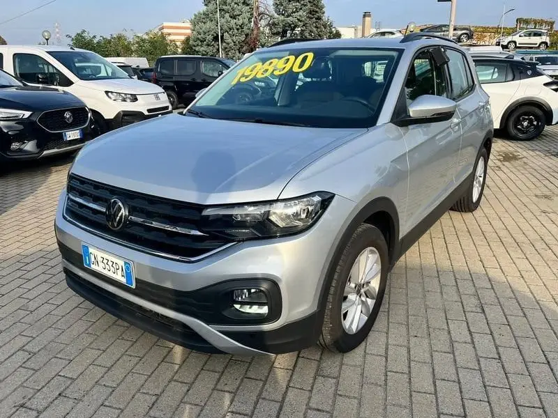 Photo 1 : Volkswagen T-cross 2023 Essence